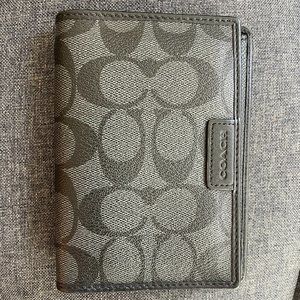Coach Passport Case in Signature Canvas